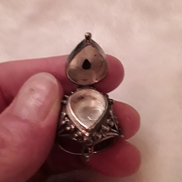 1940's Onyx Art Deco Bracelet and Lockett Ring Set - Picture 7 of 12